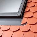 Kołnierz VELUX EDB — Dachówka karpiówka i grube pokrycia łuskowe (do 38 mm)